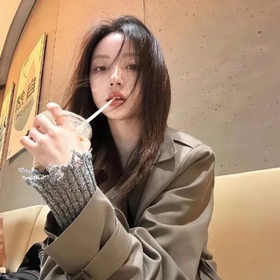 三角陷阱海报